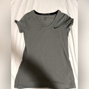 NIKE PRO DRI-FIT TeeV Neck